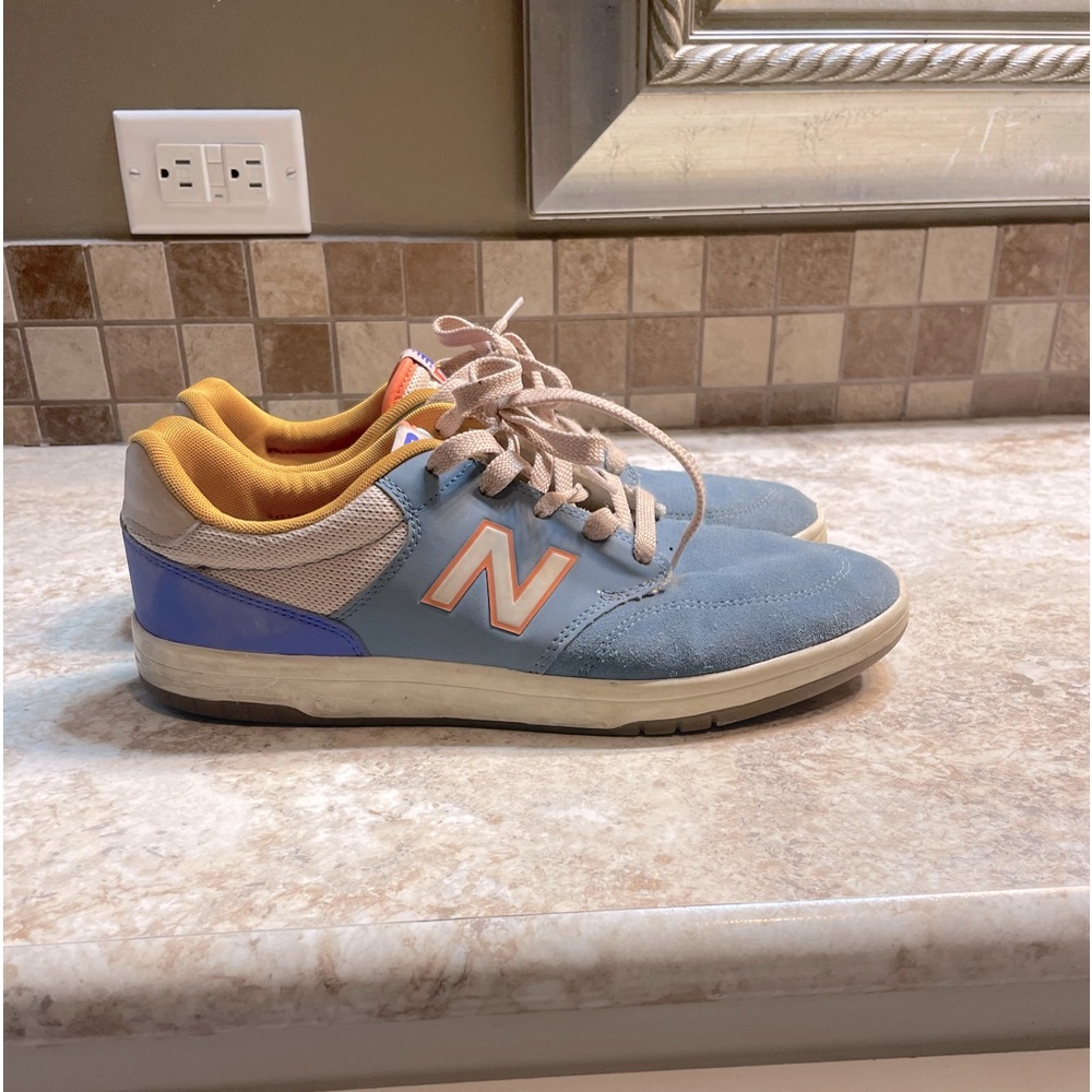 Men’s Retro New Balance 425 Size 10